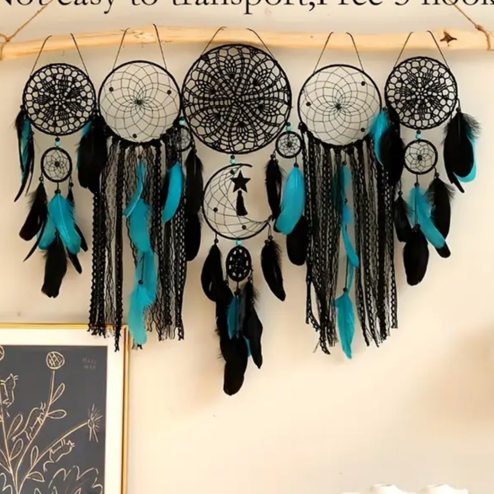 NWT! Set of 5 Blue and Black Colored Dreamcatchers w/ Wall Hanger & Lights!